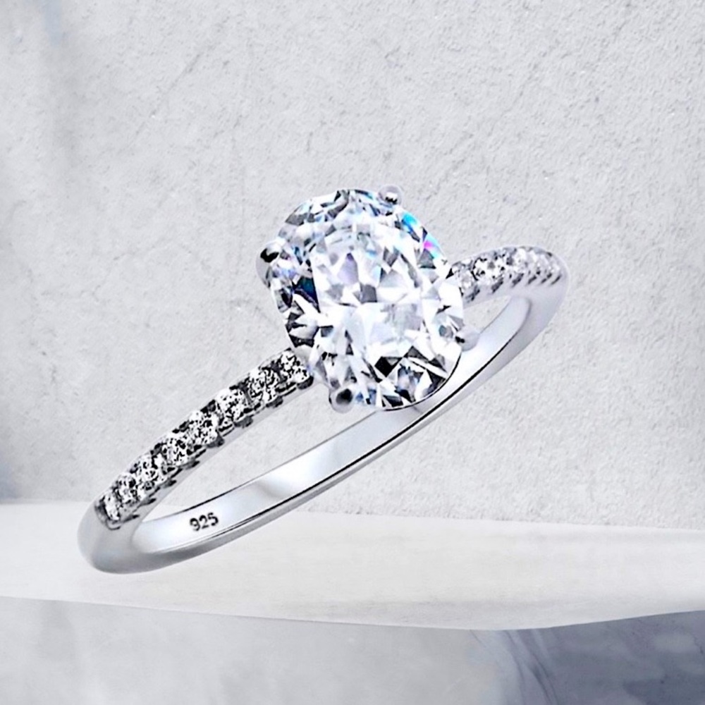 NEW CZ OVAL RING